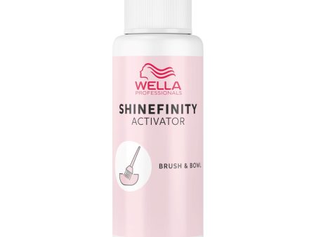 Wella 2% SHINEFINITY Brush&Bowl - Aktyvatorius (naudojant šepetėlį ir indelį) For Cheap